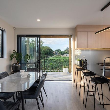 Modern Immaculate Residence In Mount Wellington 奥克兰 外观 照片